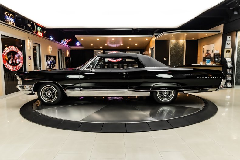 1965 Pontiac Bonneville 112