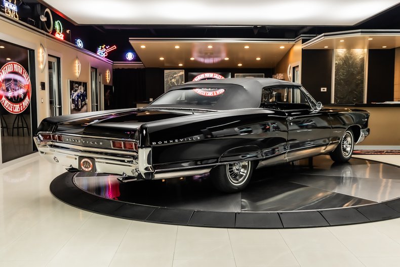 1965 Pontiac Bonneville 115