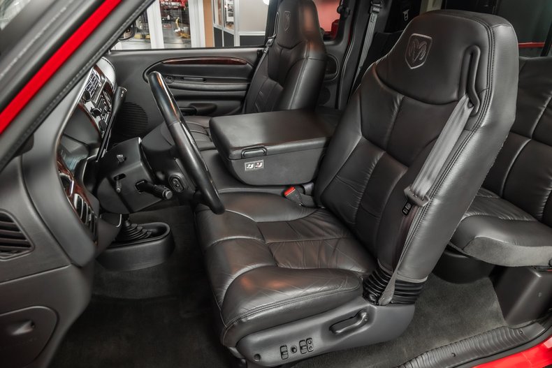 2000 Dodge Ram 2500 54