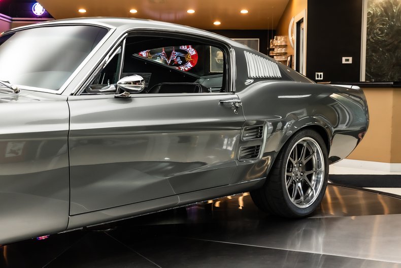 1967 Ford Mustang 29
