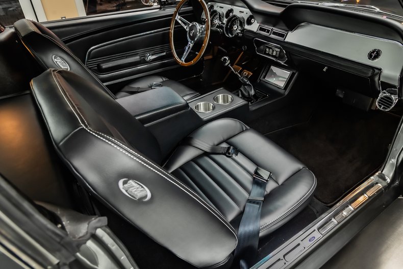 1967 Ford Mustang 75