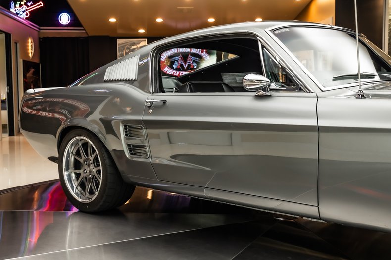 1967 Ford Mustang 22