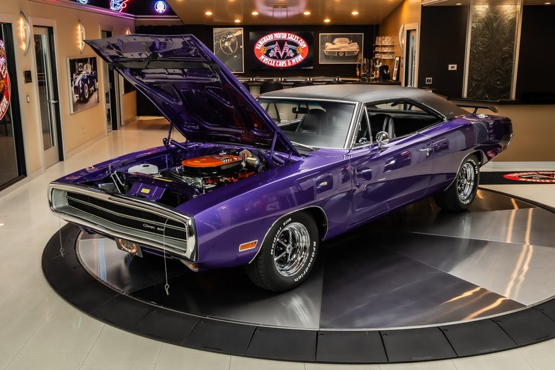 1970 Dodge Charger 12