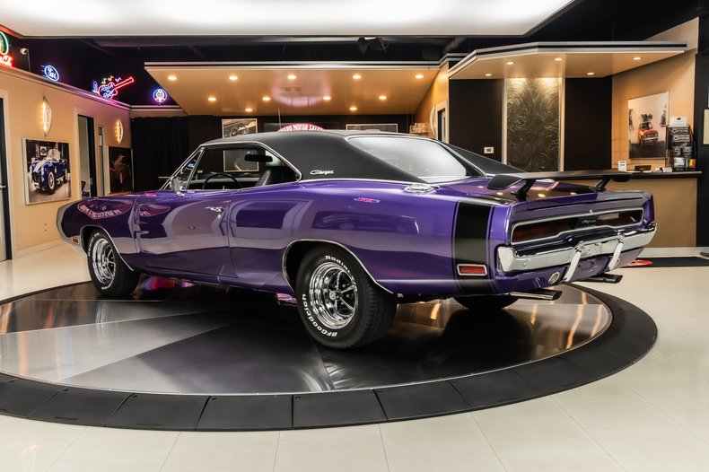 1970 Dodge Charger 30