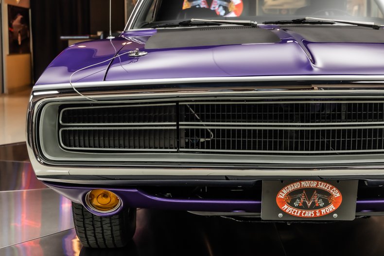 1970 Dodge Charger 38