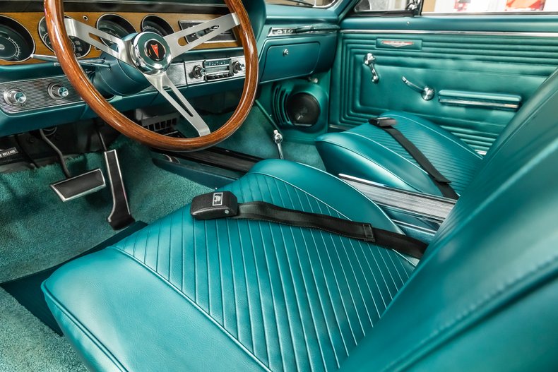 1965 Pontiac GTO 69