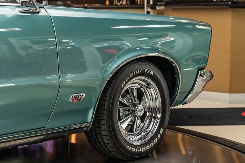 1965 Pontiac GTO 45