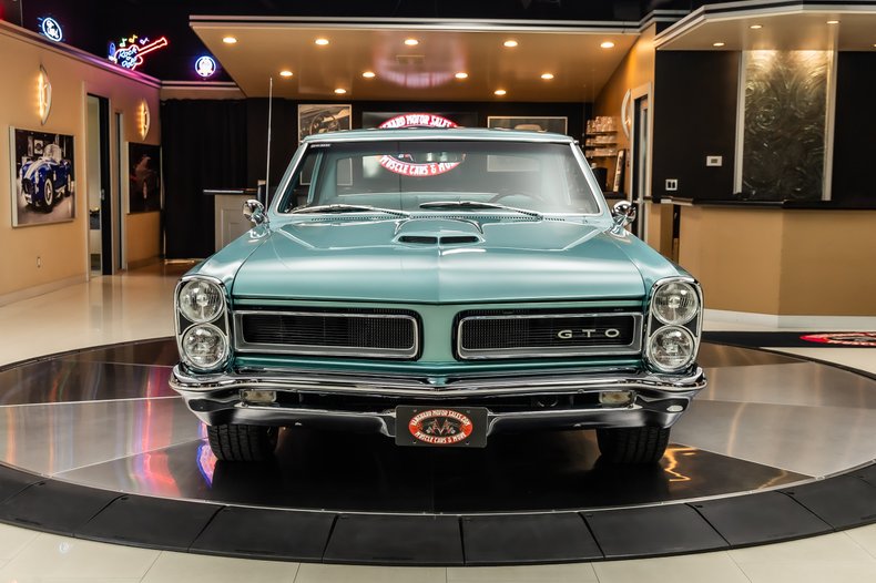 1965 Pontiac GTO 8