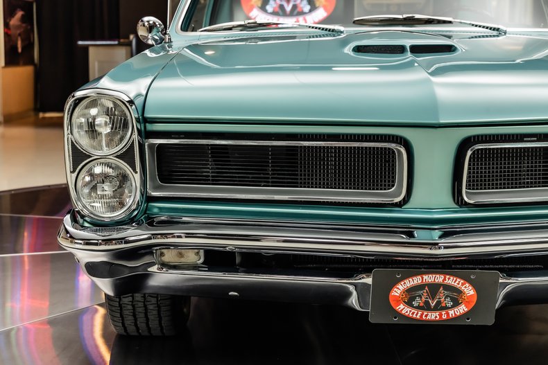 1965 Pontiac GTO 21