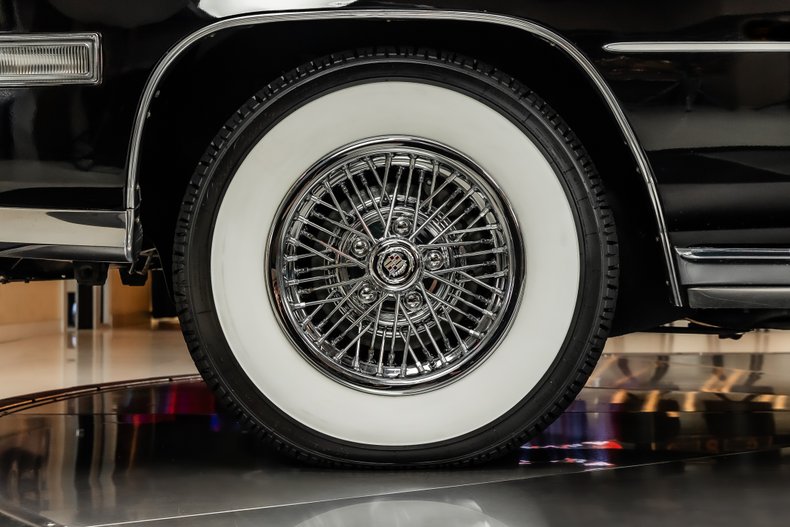 1976 Cadillac Eldorado 52