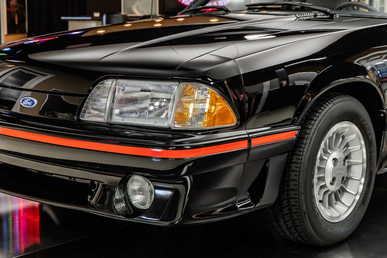 1987 Ford Mustang 31