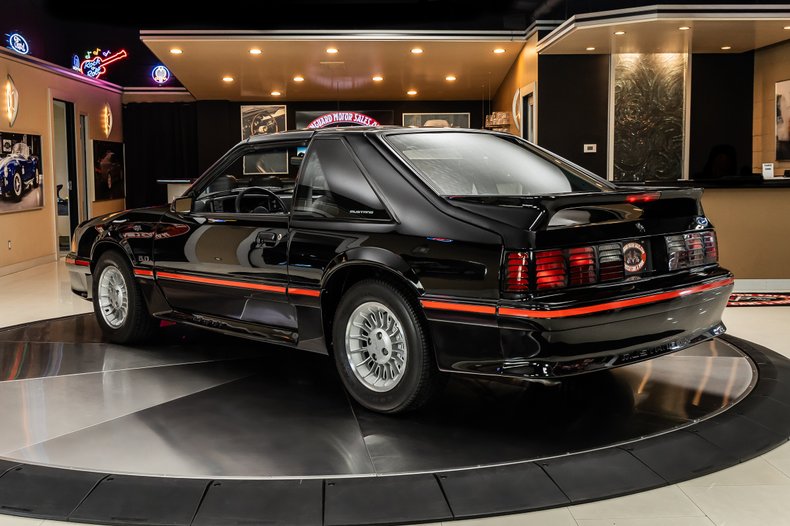 1987 Ford Mustang 18