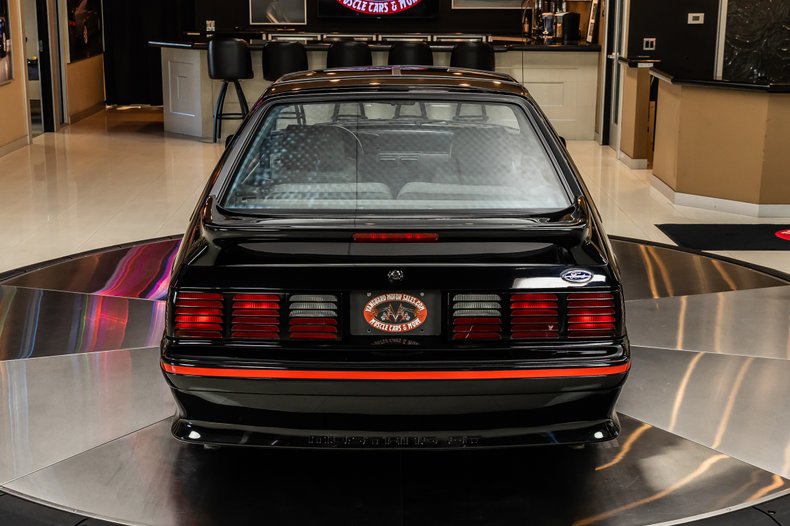 1987 Ford Mustang 17