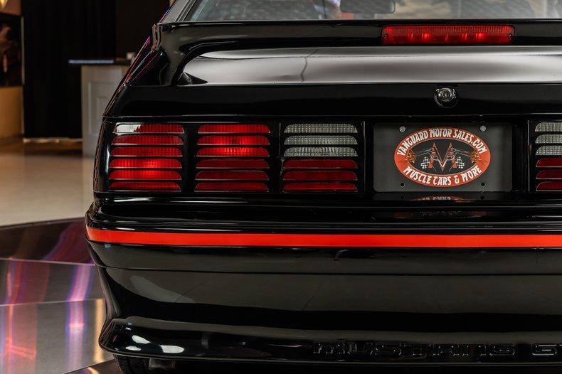 1987 Ford Mustang 35