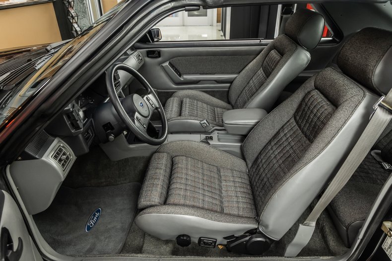 1987 Ford Mustang 59