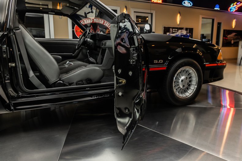 1987 Ford Mustang 75