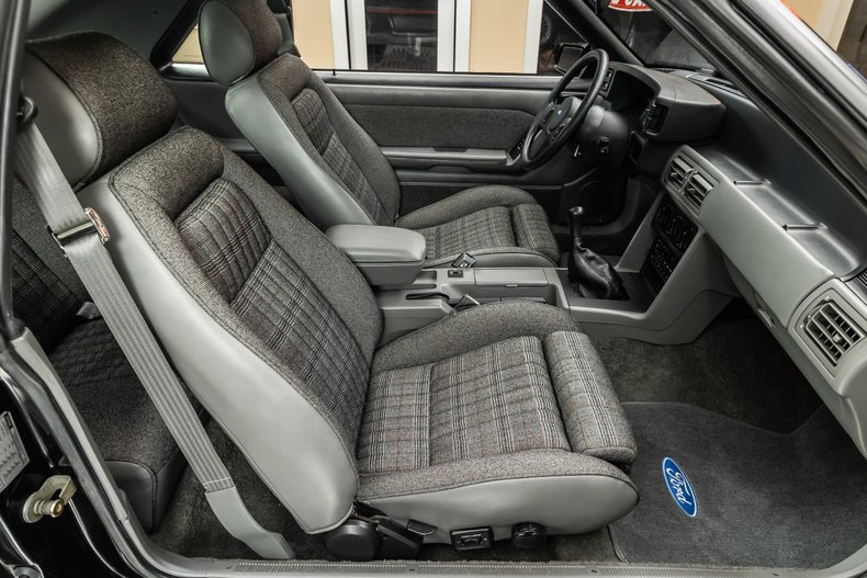 1987 Ford Mustang 78