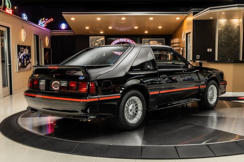 1987 Ford Mustang 14