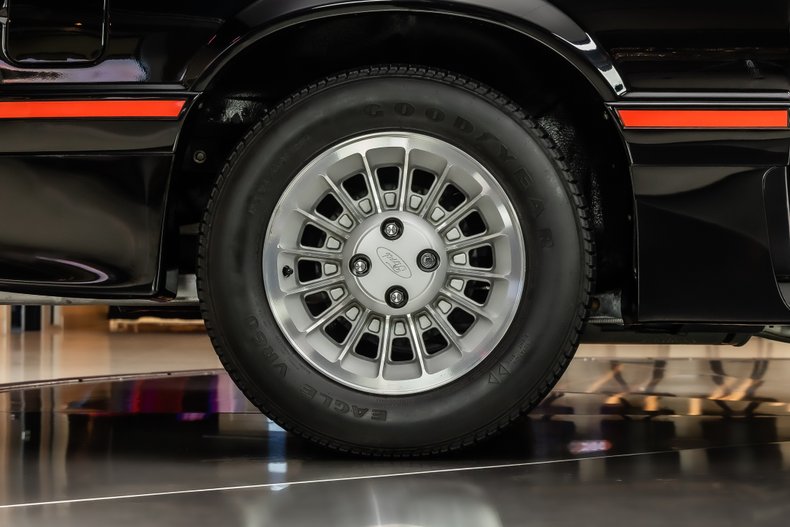 1987 Ford Mustang 54