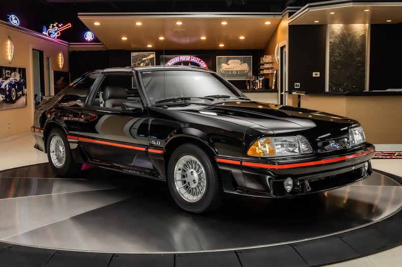1987 Ford Mustang 11
