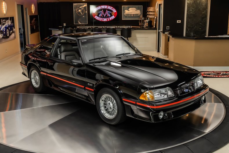 1987 Ford Mustang 12