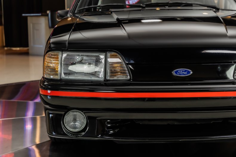 1987 Ford Mustang 22