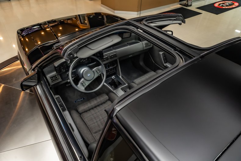 1987 Ford Mustang 83