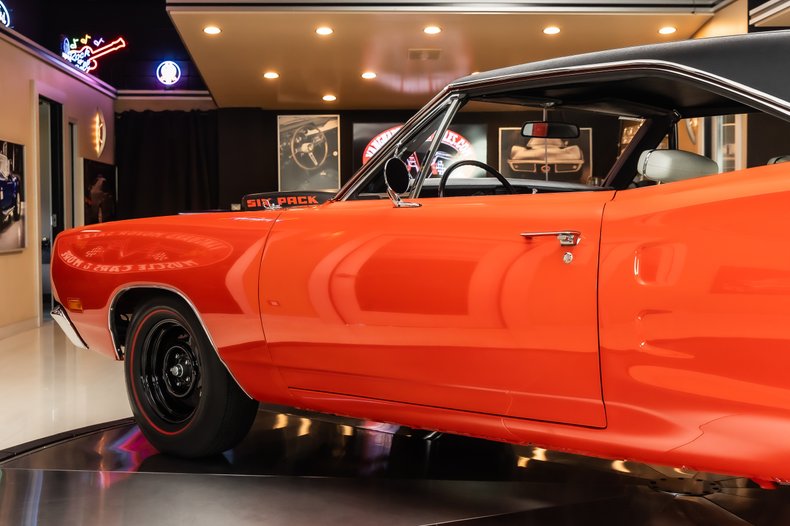 1969 Dodge Coronet 36