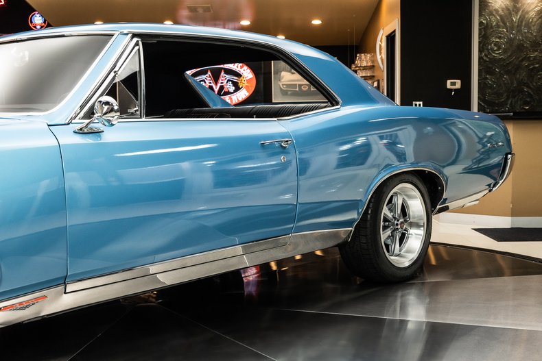 1967 Pontiac GTO 31