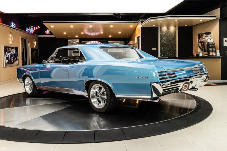 1967 Pontiac GTO 17