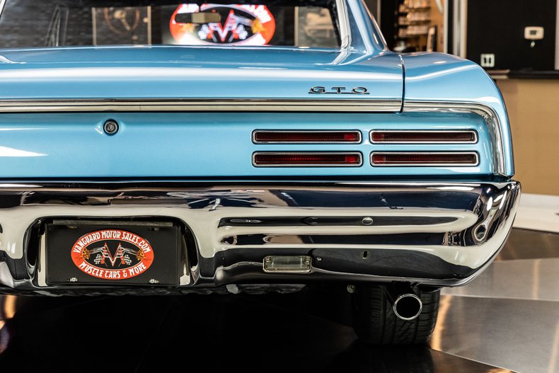 1967 Pontiac GTO 42