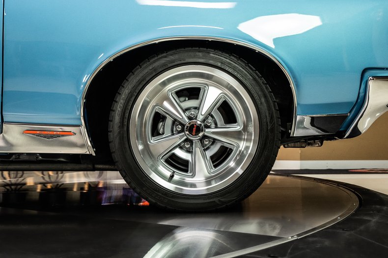 1967 Pontiac GTO 54
