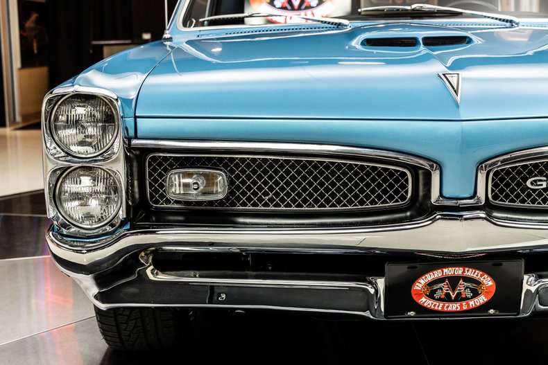 1967 Pontiac GTO 21