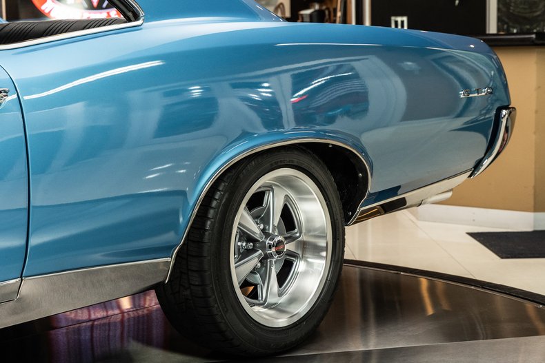 1967 Pontiac GTO 32