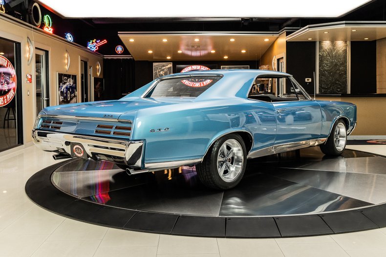 1967 Pontiac GTO 13