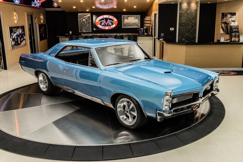 1967 Pontiac GTO 11