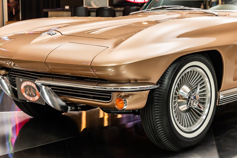 1964 Chevrolet Corvette 32