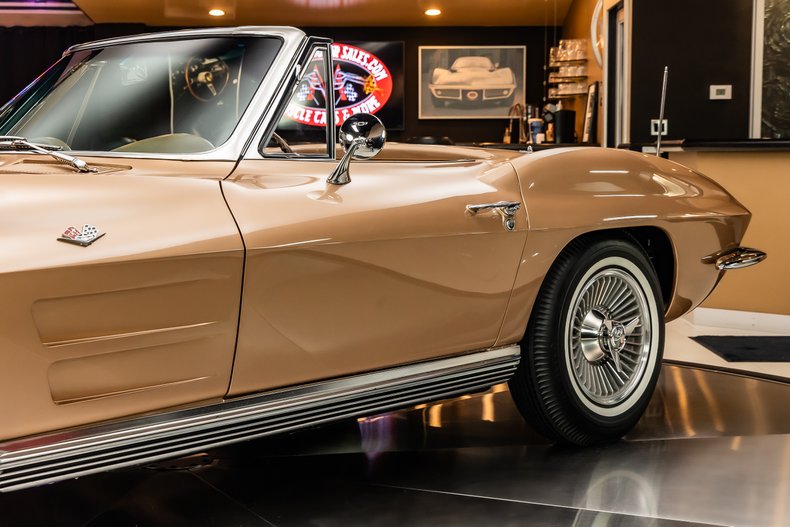 1964 Chevrolet Corvette 33