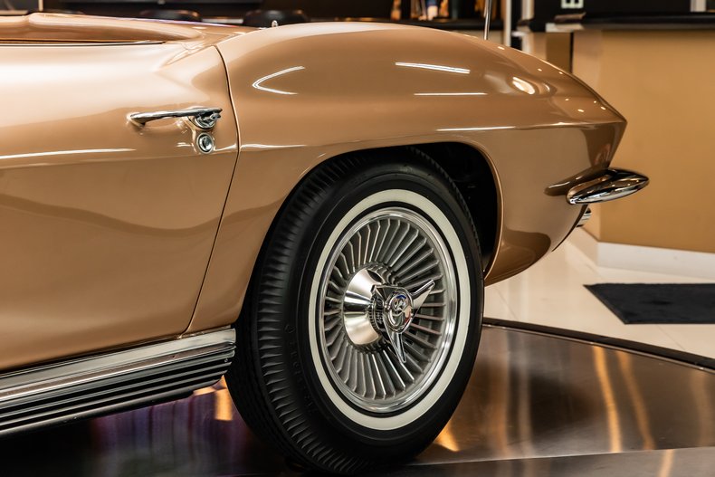 1964 Chevrolet Corvette 34