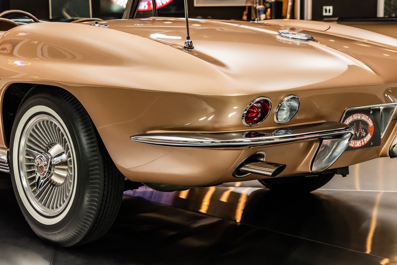 1964 Chevrolet Corvette 37