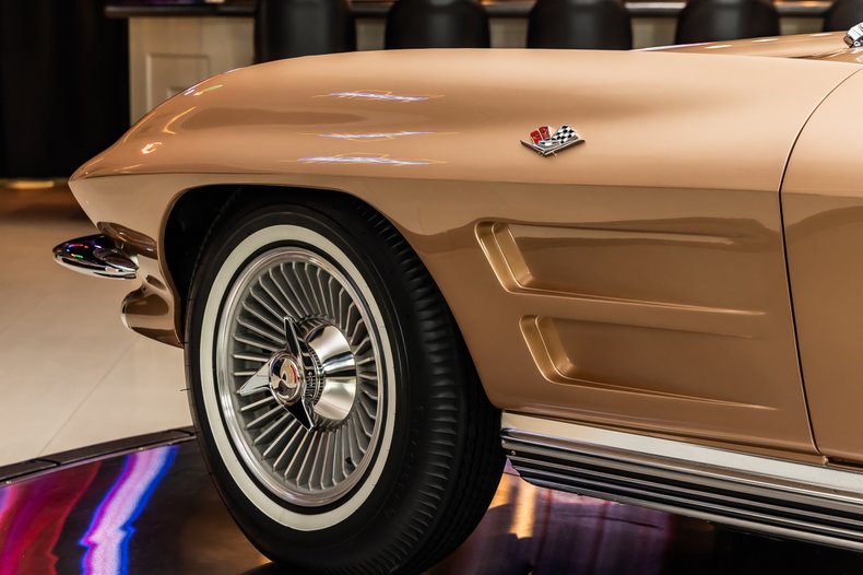 1964 Chevrolet Corvette 39