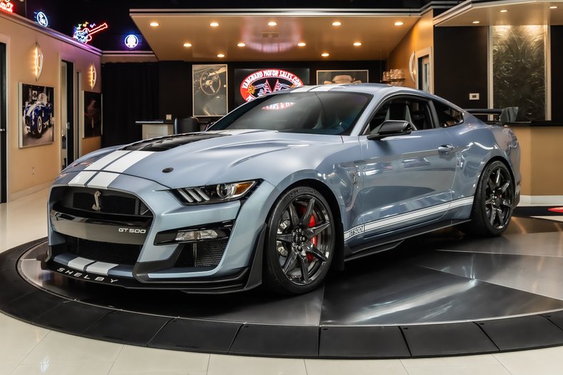 2022 Ford Mustang 1