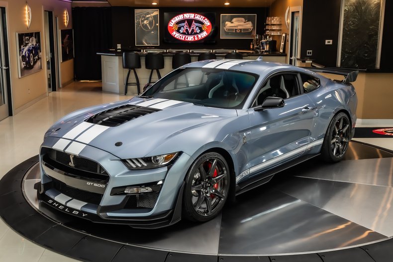2022 Ford Mustang 4