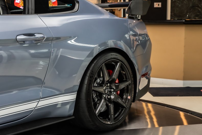 2022 Ford Mustang 31