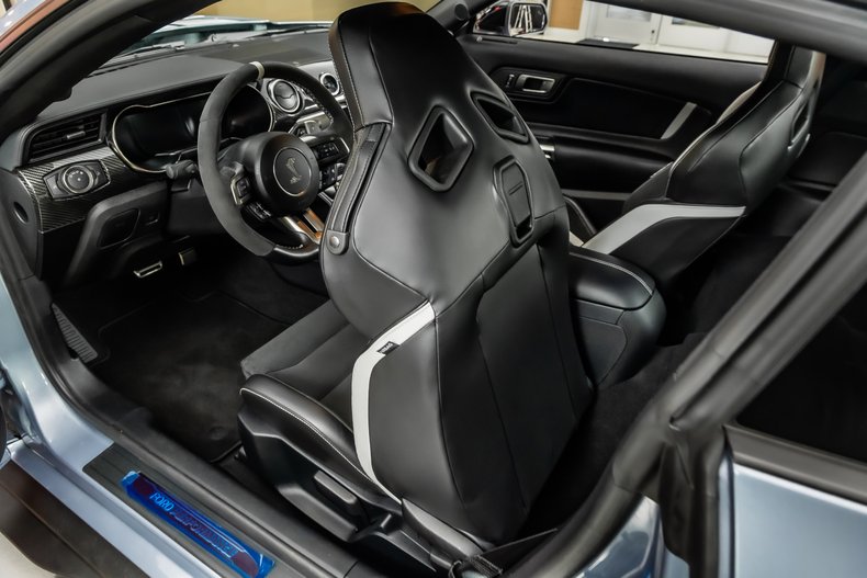 2022 Ford Mustang 59