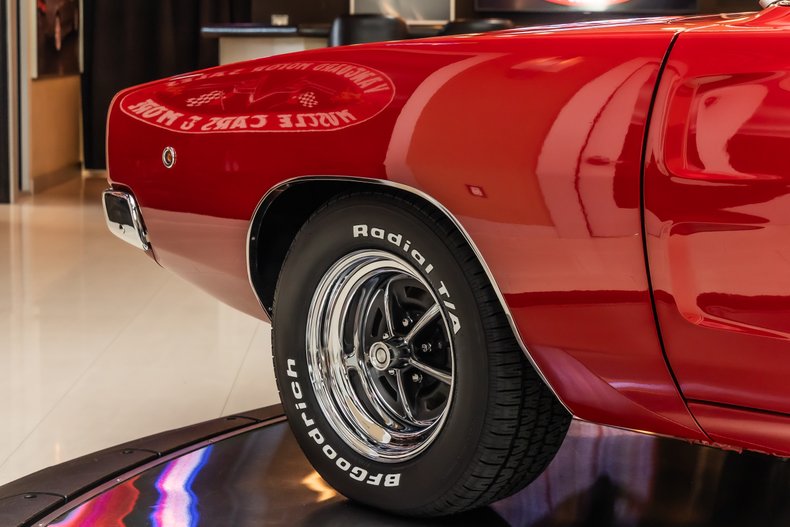 1968 Dodge Charger 38