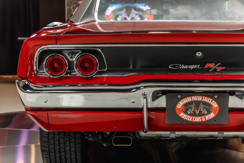 1968 Dodge Charger 35