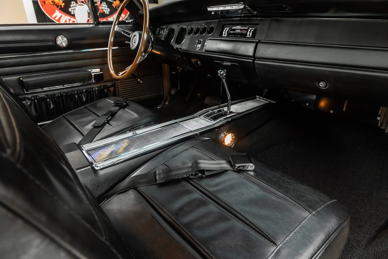 1968 Dodge Charger 73