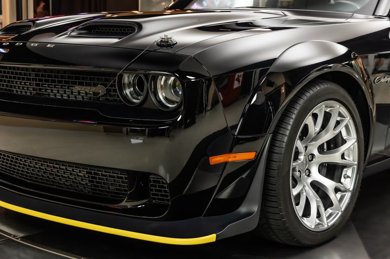 2023 Dodge Challenger 29