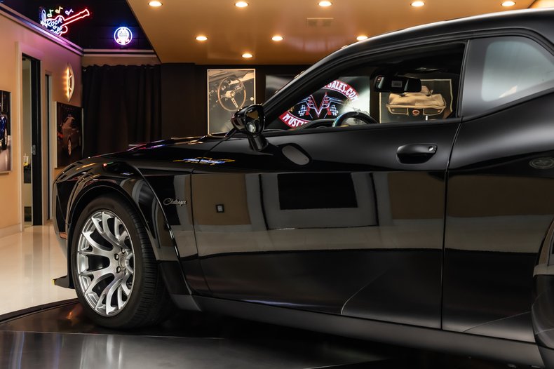 2023 Dodge Challenger 35